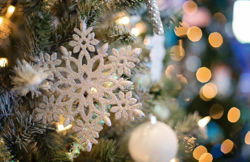 Snowflake tree decoration